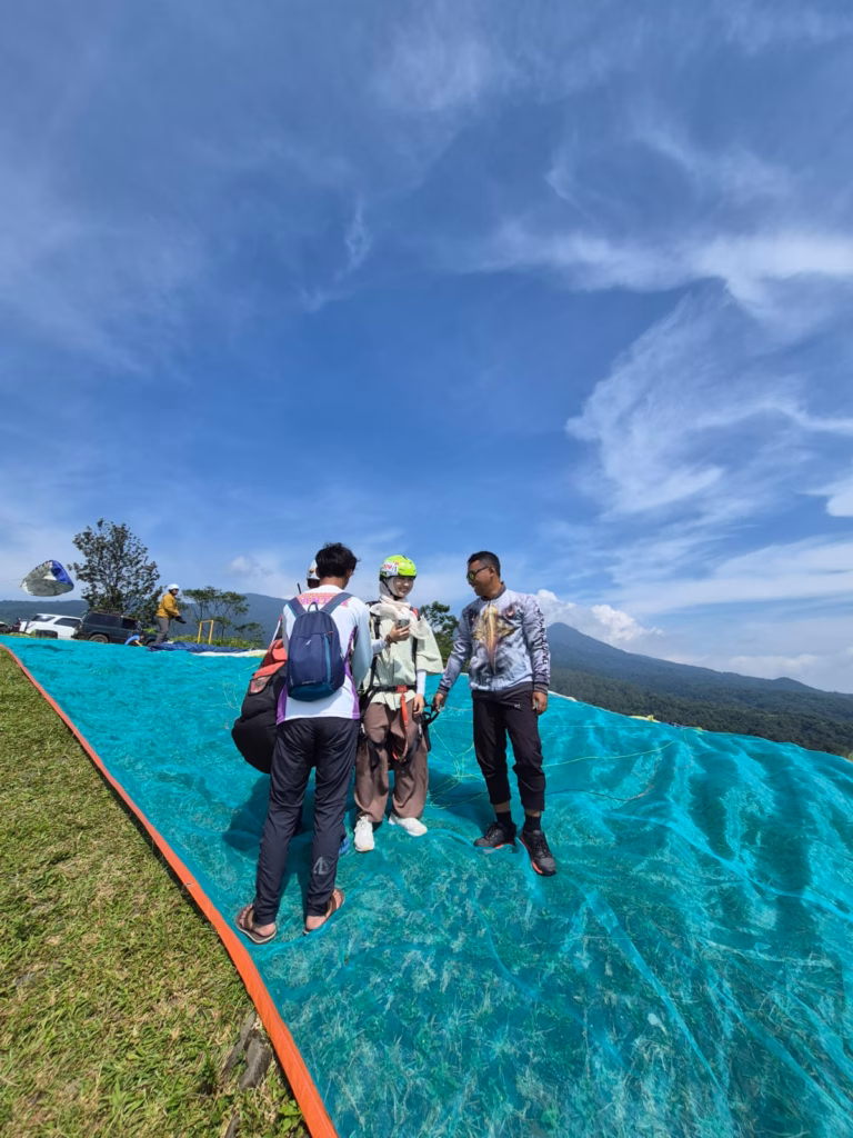 Paragliding in Bandung