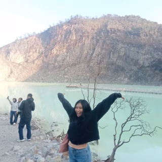 kawah putih in the morning